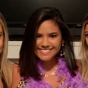 Meet your Posher, Bella